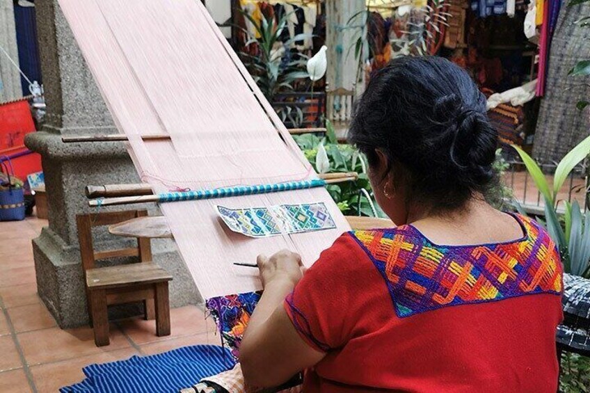 La Antigua Guatemala´s Surrounding Villages - Culture & Color