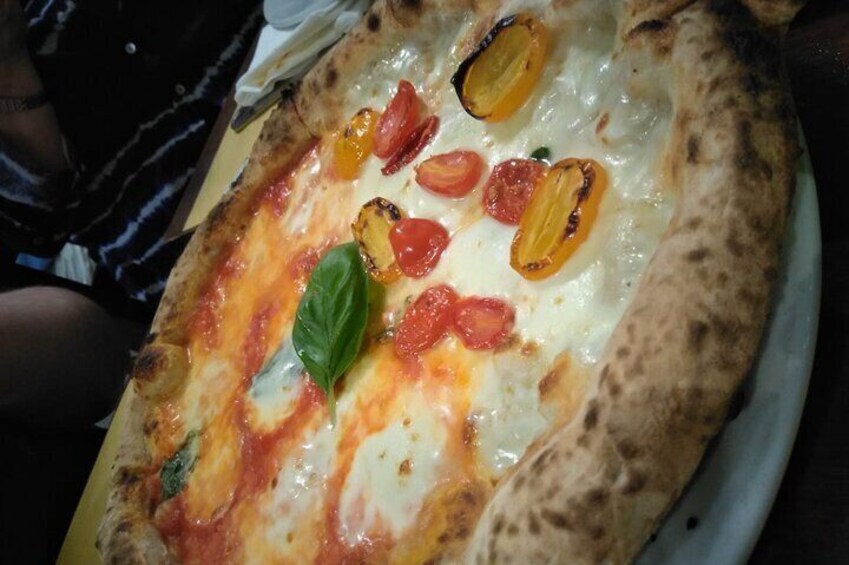 The Roman Food Tour in Trastevere with Free-Flowing Fine Wine