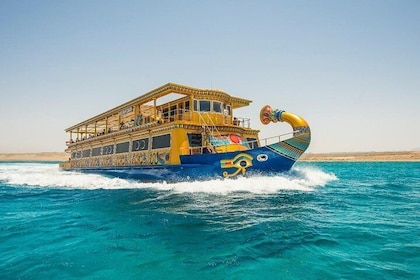 Luxury Nefertari Boat Trip - Marsa Alam