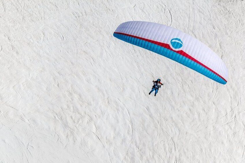 Show item 5 of 13. Paragliding in Winter
