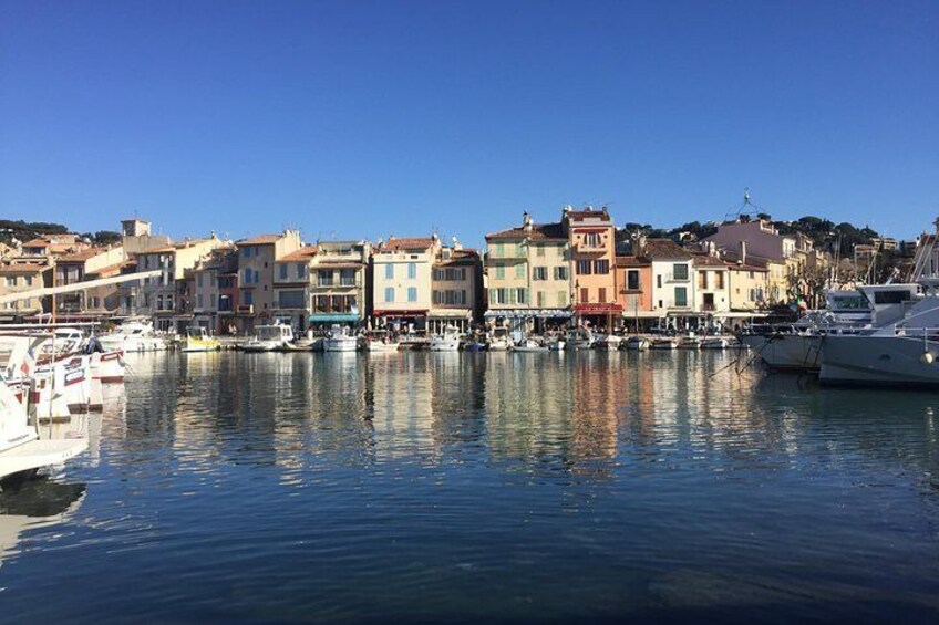 Cassis : mer, falaises et vignes