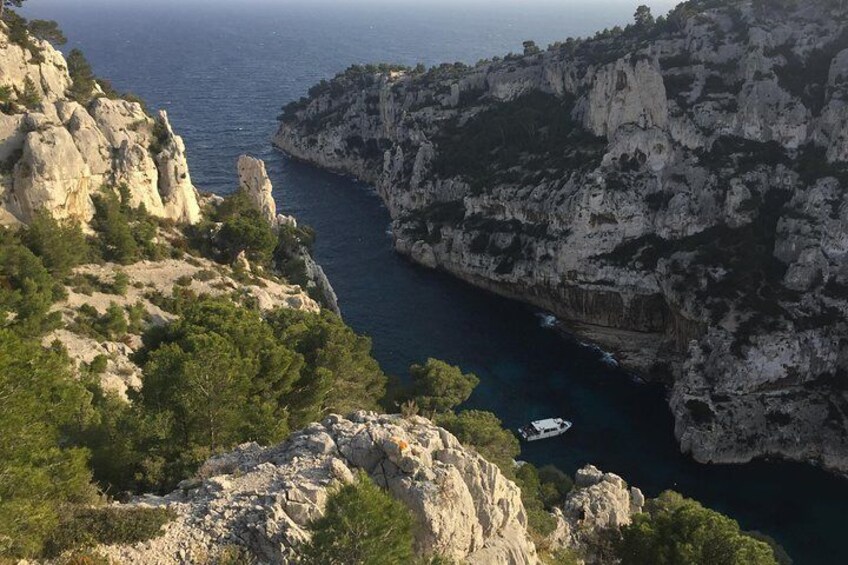 Cassis : mer, falaises et vignes