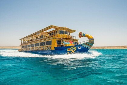 Nefertari Boat Semi Submarine Snorkeling Sea Trip & Sea Food Lunch - Marsa ...