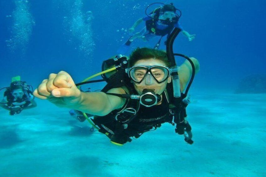 Scuba Diving Full Day Boat Trip for beginners – Hurghada