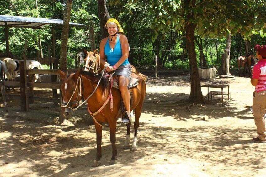 horseback-Pininos adventures