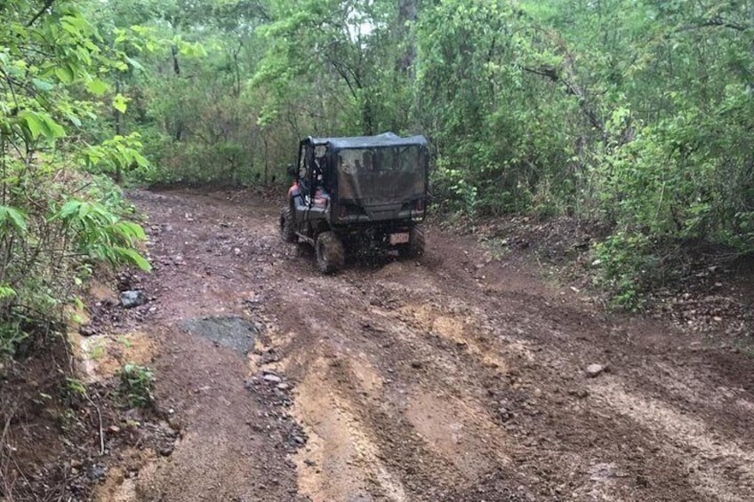 utv side by side- pininos adventures