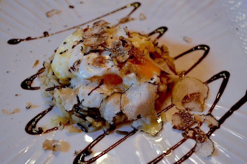 Half-Day San Miniato Truffle Hunt With Lunch