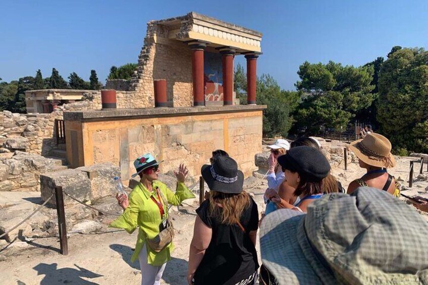 Knossos Palace Skip-the-Line Ticket (Shared Tour - Small group)