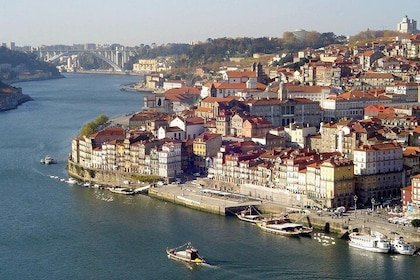 Private Porto Secrets Walking Tour With free Port Wine Tasting