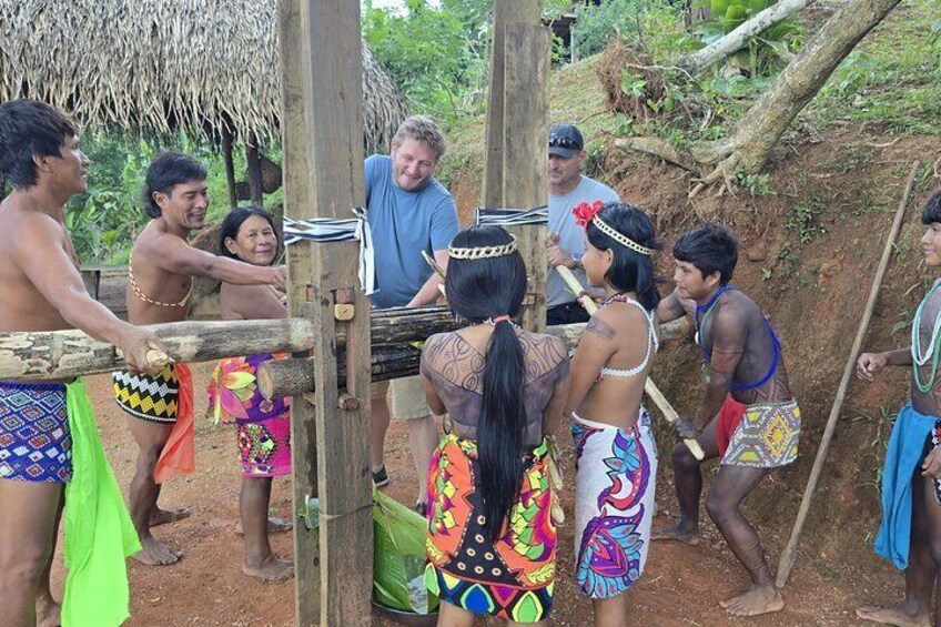 Sunset Boat Ride on Gatun Lake w/Embera Village & Lakeside Picnic