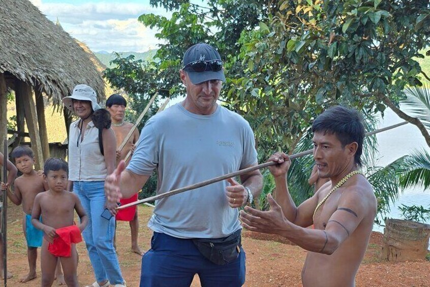 Sunset Boat Ride on Gatun Lake w/Embera Village & Lakeside Picnic