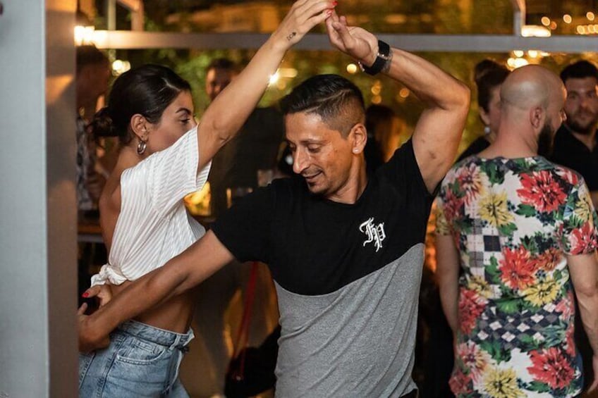 Madrid Salsa Lovers dancing experience