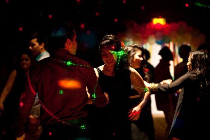 Madrid Salsa Lovers dancing experience