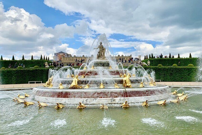 Latona fountain 