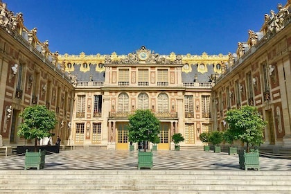 Audiorrecorrido por el Palacio y los Jardines de Versalles: transporte priv...