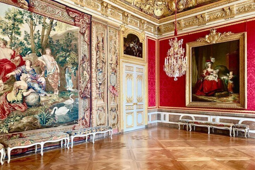 Versailles Palace Skip The Line Access Half Day Private & Tailored Guided Tour