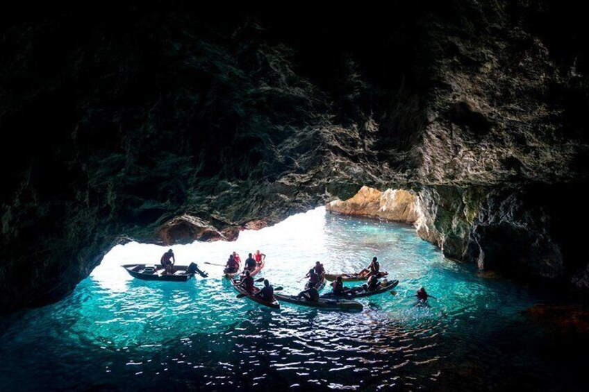 Visiting "La Cueva de La Paloma"