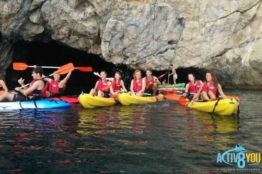 Kayak and Snorkeling Tour in Acantilados de Cerro Gordo-Maro Natural Park