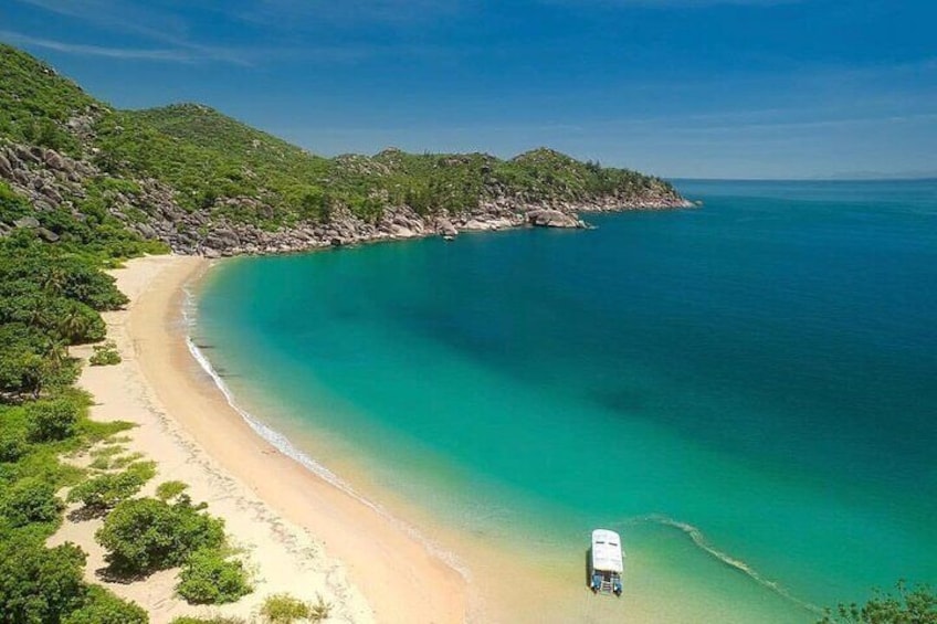 Aquascene Magnetic Island Discovery Tour