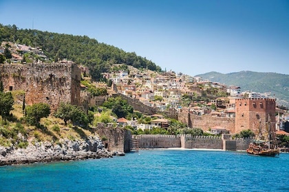 Alanya City Tour with picnic lunch by the Dim River from Side
