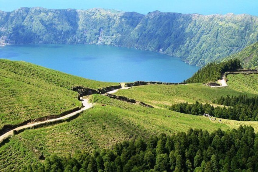 Sete Cidades vulcano creater