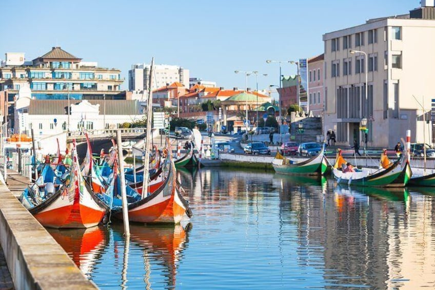 Aveiro Half-Day Private Tour with Moliceiro River Cruise from Porto