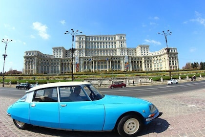Back in the Communist Bucharest Tour:Parliament Palace + Authentic 80s Apar...