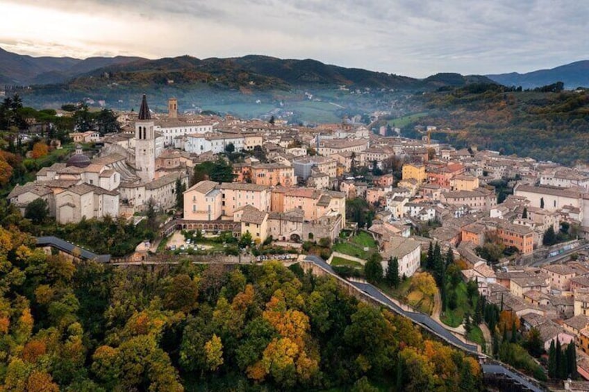 Marmore Falls guided tour + lunch & Spoleto Private guided Tour