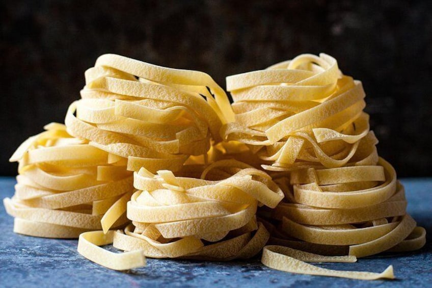 Day Trip: Pasta Cooking Class With Lunch + Horseback Riding in Umbria 