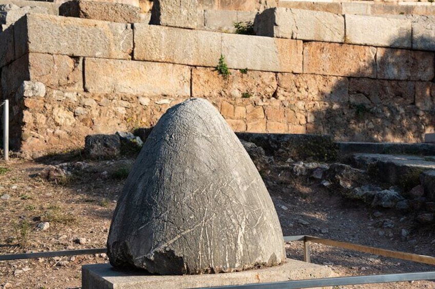 The Delphi "Omphalos" monument
