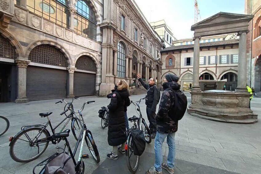 Milan: Electric Bicycle Tour Tourist Guide Live - 3 hours & half