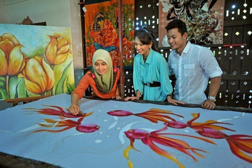 atma alam-batik handcraft 