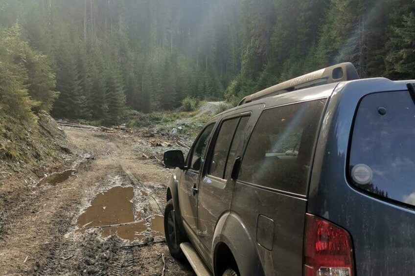 1 Day 4x4 Tour in Carpathian Mountains