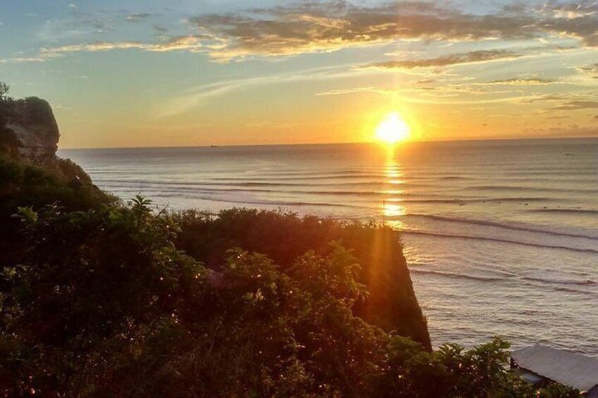 sunset uluwatu