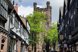 Private Walking Tour: Chester
