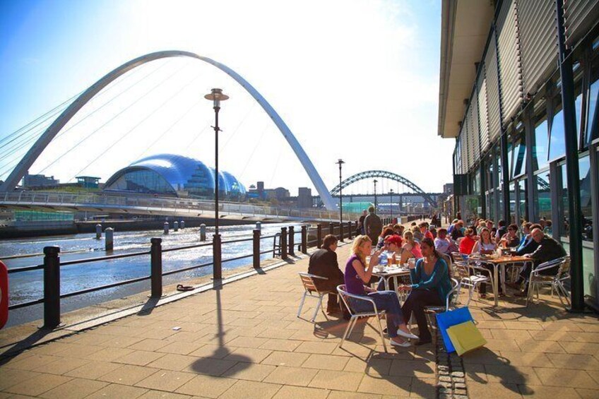 Hello Newcastle! Private Walking Tour