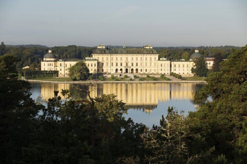 Half Day VIP Stockholm Tour With Drottningholm Castle