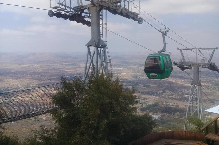 Aerial cableway Hartebeespoort Halfday tour