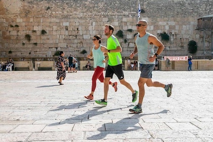 Jerusalem Running Tour-Experience the unique vibes of Jerusalem in your sne...