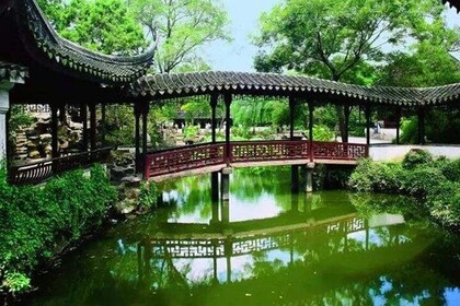 Shanghai-Suzhou private day tour with private transfer and Lunch