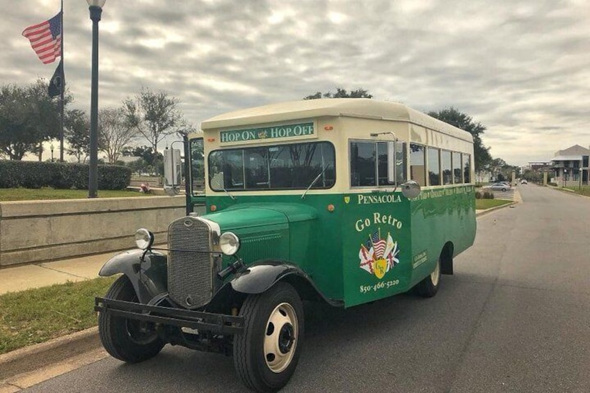 Replica 1930 Ford transit bus