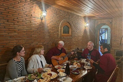 Kakheti - Small wineries and family-cooked lunch • Private tour