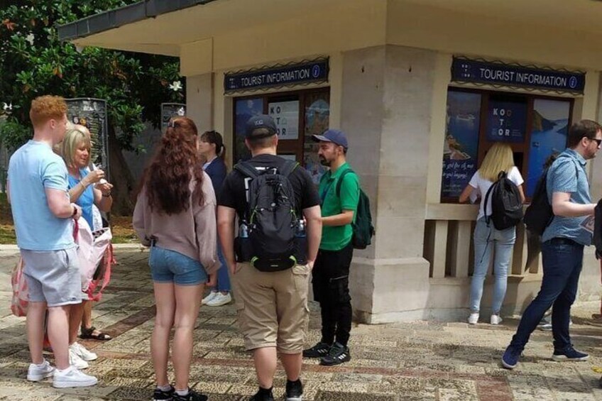 Meeting - point in front of Tourist Info desk