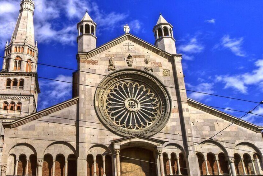Modena Duomo facade
