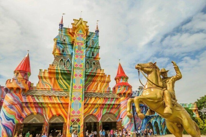 Round Trip Beto Carrero World from Balneario Camboriu