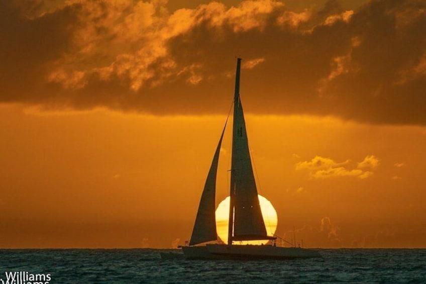 No1Sxm Sailing through the sunset