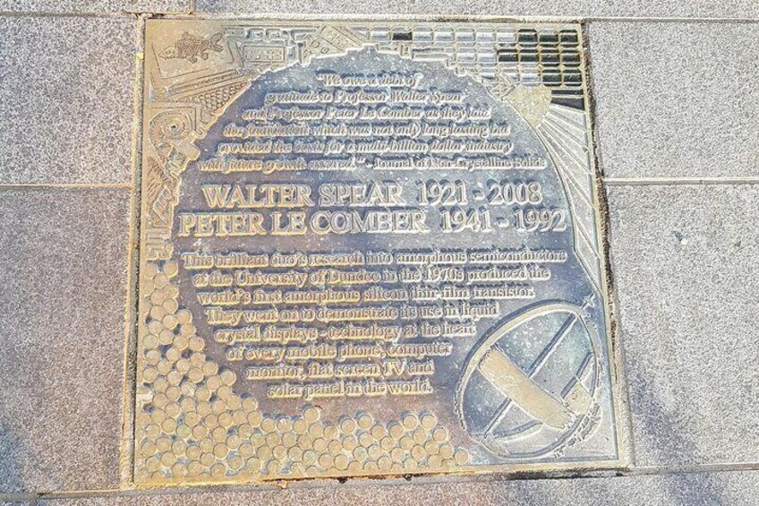 Walter Spear and Peter Le Comber plaque on Discovery Walk