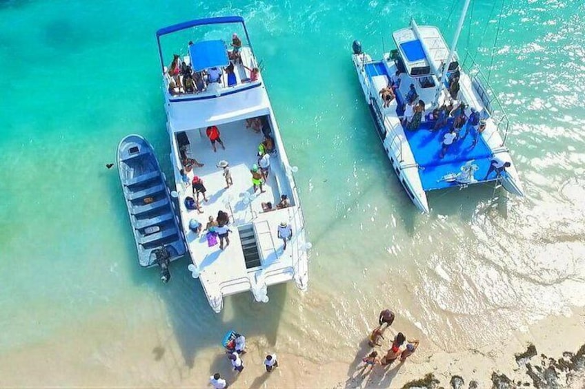 Booze Cruise in Punta Cana (Half Day)