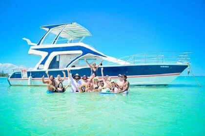 Private Party Boat with Snorkelling in Punta Cana (Half Day)