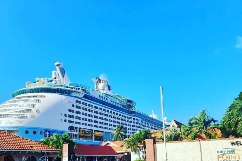 Waiting for our amazing cruise passengers